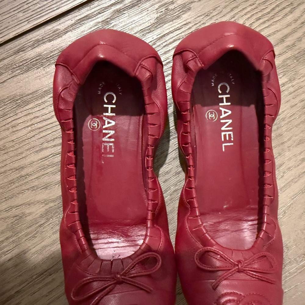 CHANEL Red Leather ballet flats - Picture 2 of 5
